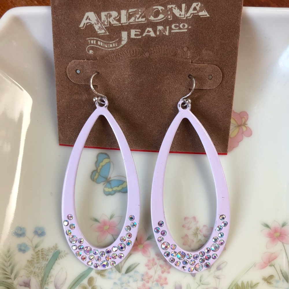 NEW Lavender Pink Iridescent Rhinestones Elongated Hoop Earrings